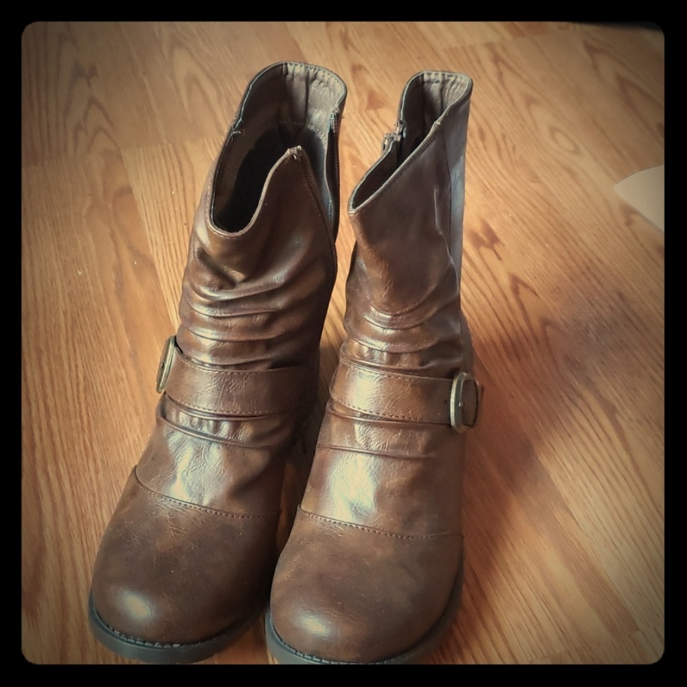Brown boots